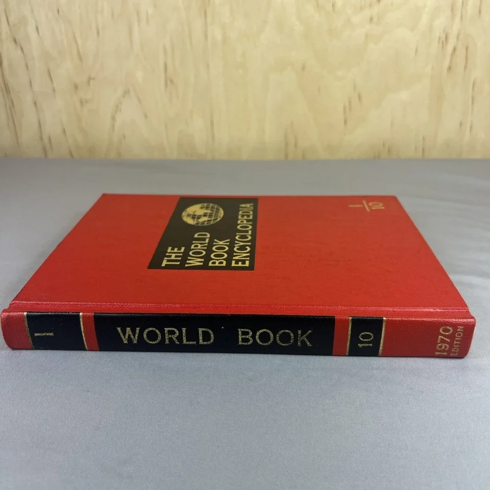 1970 The World Book Encyclopedia Volume 10 I Hardcover Vintage Book